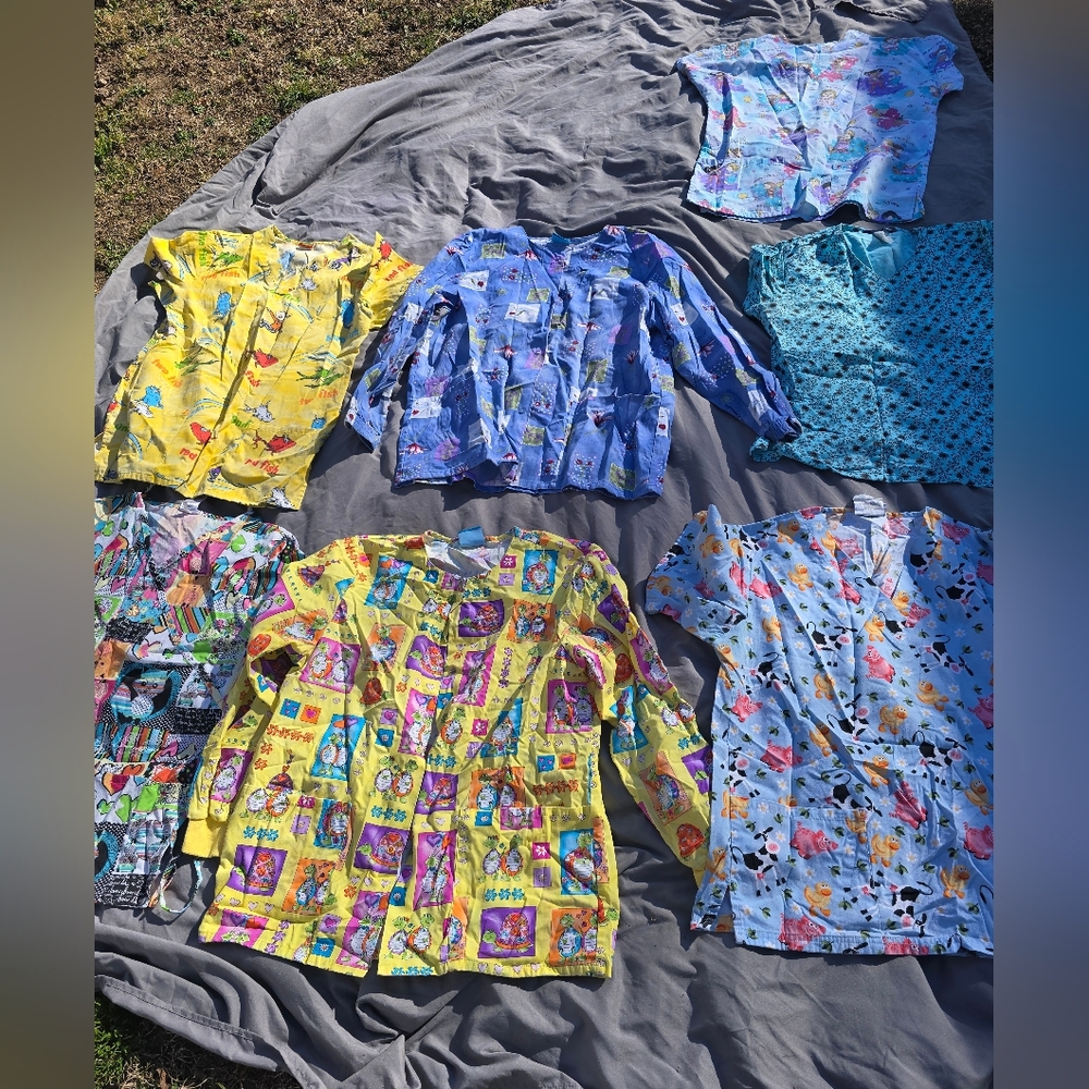 7 Scrub Tops All Size Medium